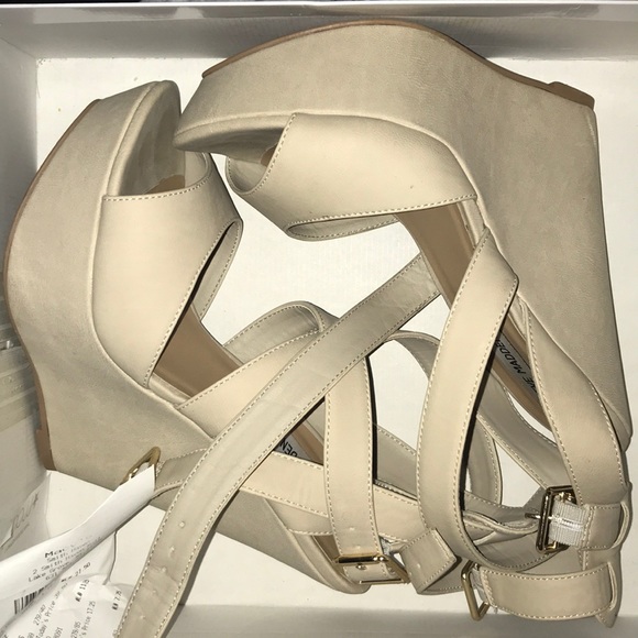 Steve Madden Shoes - Wedges